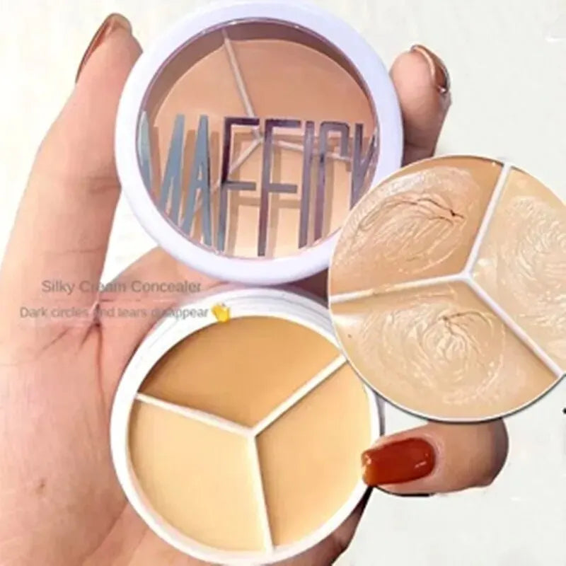 MAFFICK 3-Color Concealer – Hide Blemishes & Dark Circles Fast